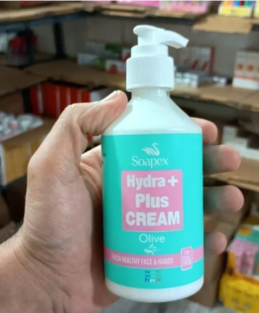 کرم آبرسان و مرطوب کننده حاوی روغن زیتون