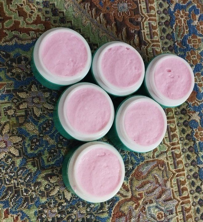 کرم ترک پا دستساز